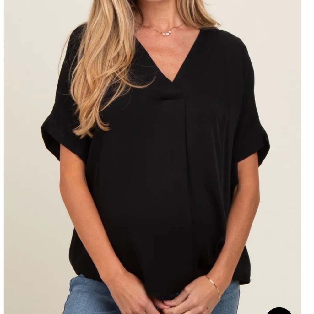 Black V-Neck Pin-Tuck Maternity Top